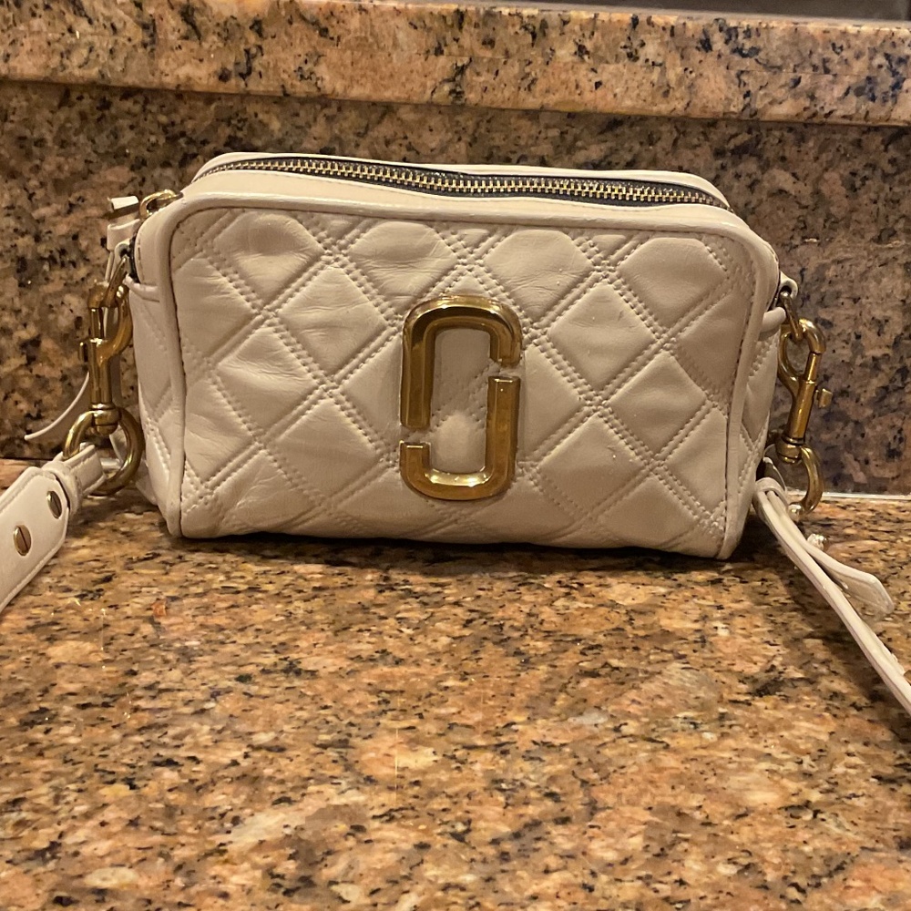 GOLD MARC JACOBS SNAPSHOT HANDBAG $40